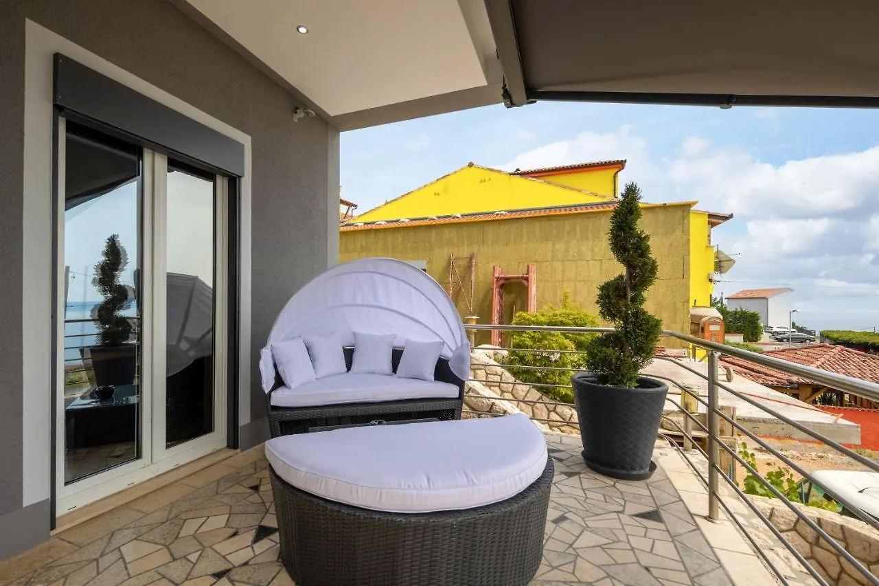 Villa Fijala Pool-Anlage Crikvenica